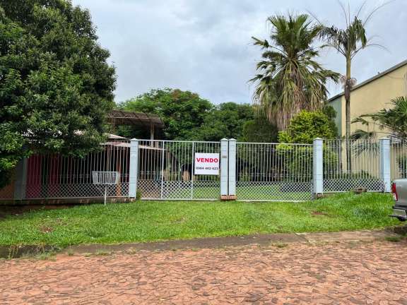 Vendo casa detrás del colegio Cristo Rey